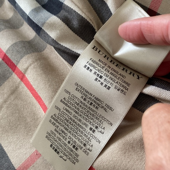 Authentic Burberry Kensington short trench coat - Picture 6 of 14
